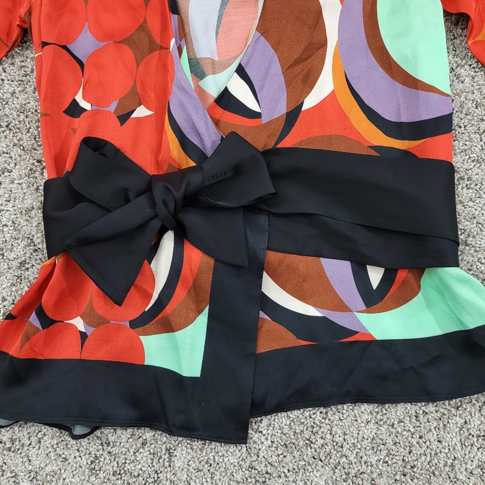 Alexis Tarvos Wrap Top - Picture 4 of 16
